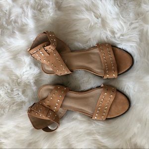 Studied Sandal Camel Color